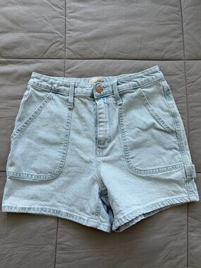 Universal Thread Light Blue Women's High-Rise Denim Shorts Size 4
